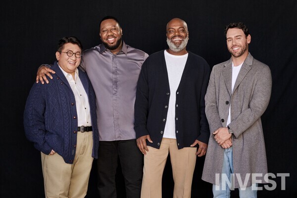 ﻿방시혁 하이브 의장, 피에르 ‘P’ 토머스 QC미디어홀딩스 CEO, 케빈 ‘코치 K’ 리 QC미디어홀딩스 COO, 스쿠터 브라운 하이브 아메리카 CEO = 하이브 제공