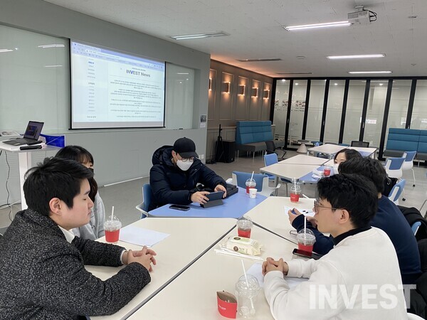 인베스트 독자위원회 이동수, 김다희, 조용진, 이도현, 이병욱, 길민정 위원