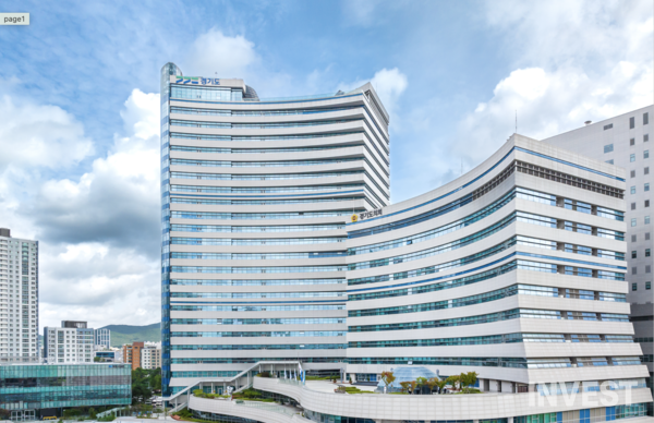 ▲경기도청 전경 (출처 = 경기도)